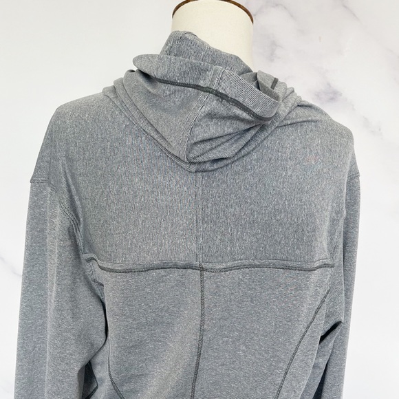 SOLD ZYIA Active Haze Yoga Wrap Hooded Gray Shawl - Picture 12 of 15